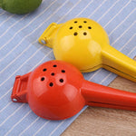 Galuxia Kitchen Gadgets Colored Handle Manual Lemon Press Plastic Fruit Juicer